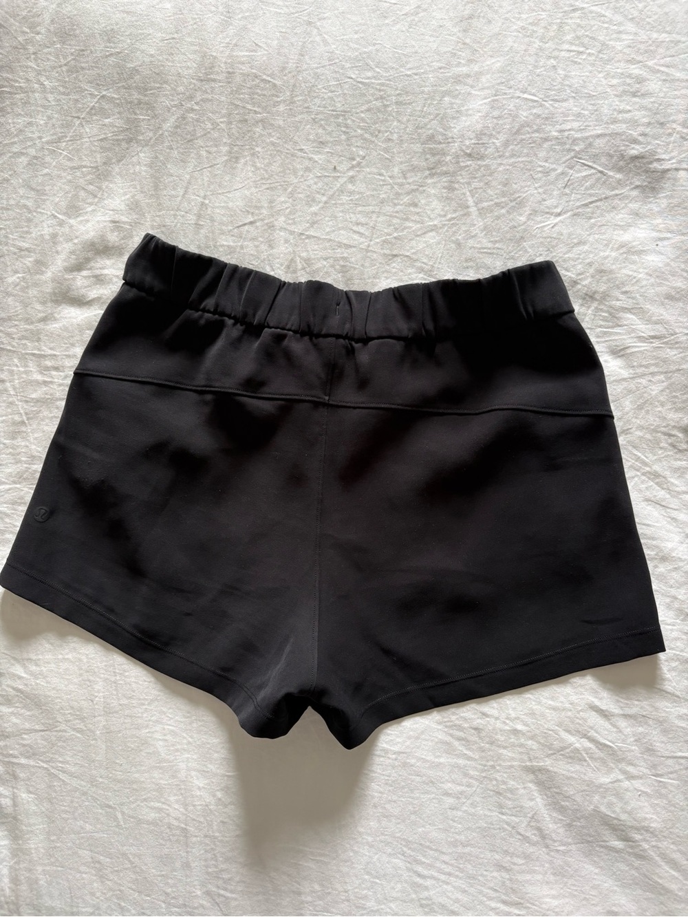 Lulu Lemon On The Fly Woven Size 8 Black - Picture 2 of 5